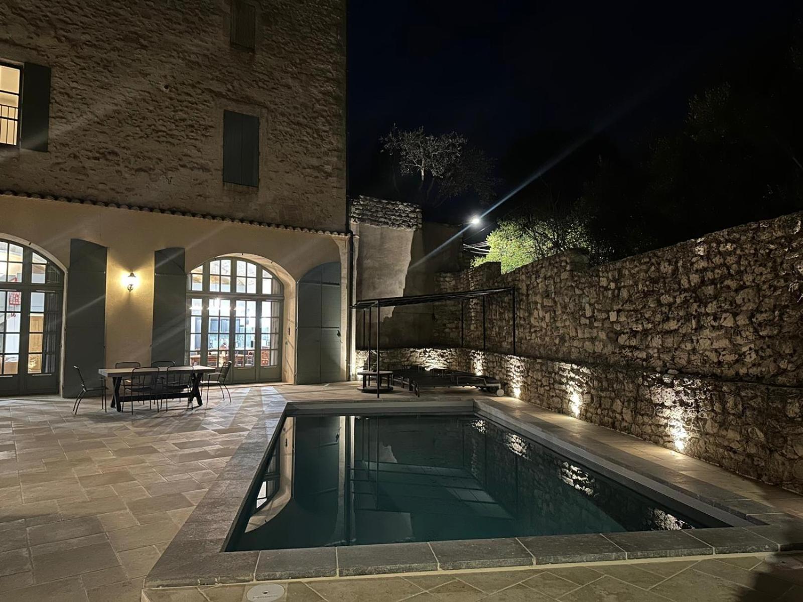 Appartement Avec Piscine Privee Dans Residence Pour 6 Personnes Uzès Exterior foto